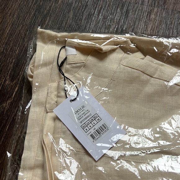 Amalie the Label Lucia Linen Cap Sleeve Jumpsuit - Picture 4 of 5